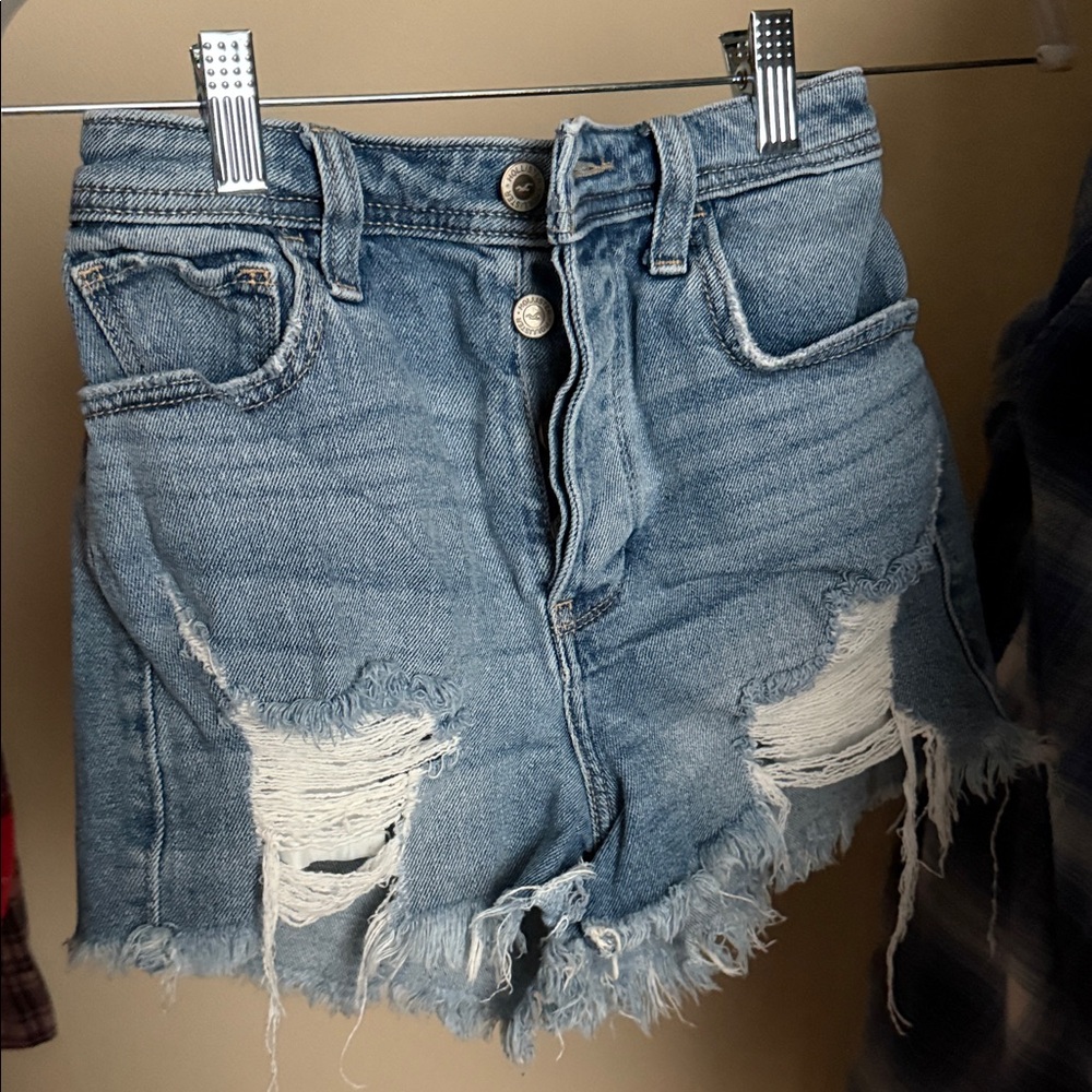Hollister Ultra High rise mom shorts